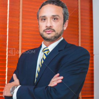 Fernando de Barros Fernando de Barros